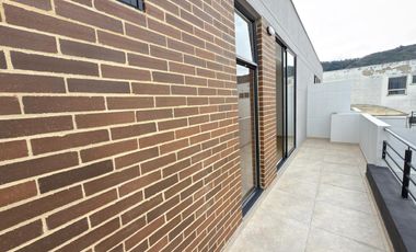 Casa Moderna a Estrenar de 3 Pisos | Luz Natural y Diseño Contemporáneo