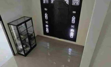 RUMAH LANTAI 2 DAN RUKO DI LC DAUH WARU JEMBRANA BALI