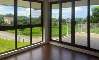 A Sanctuary of Serenity Meet your Elegant Modern Residence