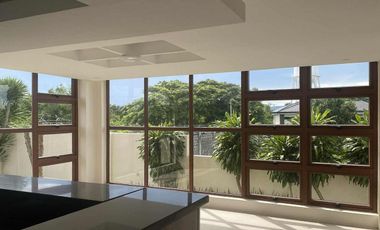 A Sanctuary of Serenity Meet your Elegant Modern Residence