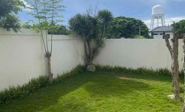 A Sanctuary of Serenity Meet your Elegant Modern Residence