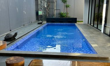 Dijual Rumah Mewah Full Furnished Siap Huni Modern Minimalis Lokasi di Padasaluyu Utara Bandung