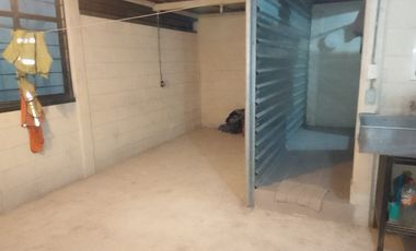 BODEGA EN VENTA DE 600M2 EN EL CARMEN EL MARQUÉS