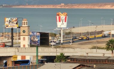 RENTA DEPARTAMENTO CENTRO DE MANTA CERCA DE ÁREA COMERCIAL