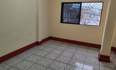 RENTA DEPARTAMENTO CENTRO DE MANTA CERCA DE ÁREA COMERCIAL