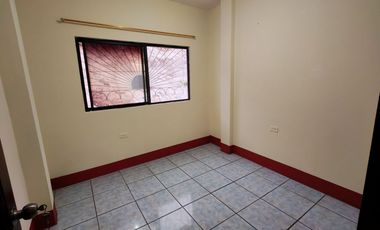 RENTA DEPARTAMENTO CENTRO DE MANTA CERCA DE ÁREA COMERCIAL