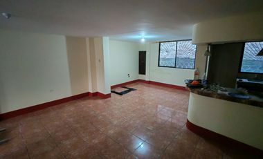 RENTA DEPARTAMENTO CENTRO DE MANTA CERCA DE ÁREA COMERCIAL