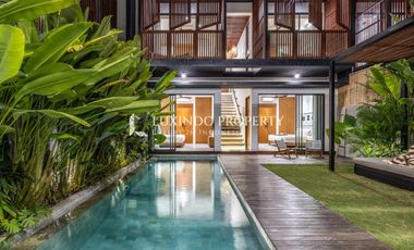 ELEGANT LIVING STEPS FROM BATU BOLONG BEACH
