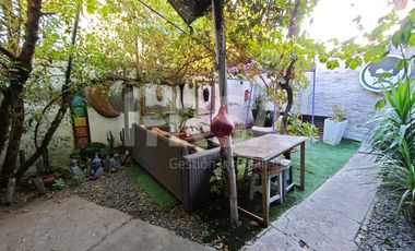 CASA DE 2 DORMITORIOS A PASOS DE METRO RODRIGO DE ARAYA