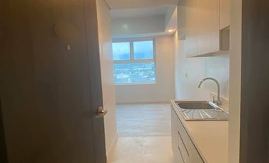 ASSUME SALE  STUDIO UNIT IN ASTRA  CENTRE CONDOMINIUM IN MANDAUE CITY