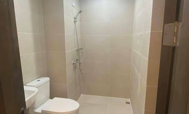 ASSUME SALE  STUDIO UNIT IN ASTRA  CENTRE CONDOMINIUM IN MANDAUE CITY