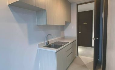 ASSUME SALE  STUDIO UNIT IN ASTRA  CENTRE CONDOMINIUM IN MANDAUE CITY