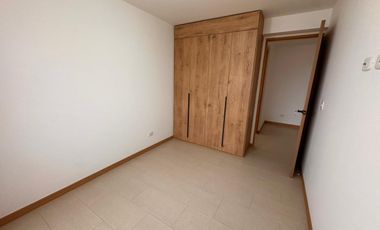 SE ARRIENDA APARTAMENTO MONTEVEDRA CERRITOS