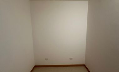 SE ARRIENDA APARTAMENTO MONTEVEDRA CERRITOS