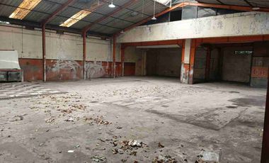 gudang ex bengkel di jl raya jati asih bekasi