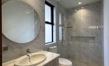 House & Lot for Lease, 5-Bedroom 5BR at McKinley West, Taguig