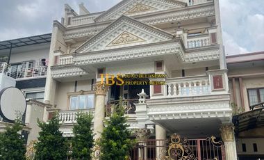 Dijual Rumah Siap Huni Fully Furnished di Komplek Cemara Asri Medan Jalan Rajawali
