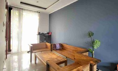 Kebayoran Symphony kolam renang SDH renov total siap huni