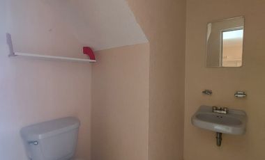 CASA EN RENTA PASEOS DEL VALLE 1 TOLUCA