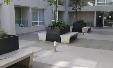 METRO SANTA LUCIA ARRIENDO DEPTO 1 DORM PISO 2