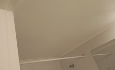 METRO SANTA LUCIA ARRIENDO DEPTO 1 DORM PISO 2
