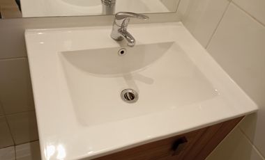 METRO SANTA LUCIA ARRIENDO DEPTO 1 DORM PISO 2