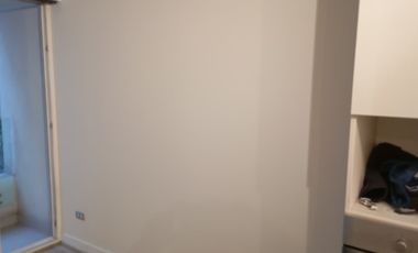 METRO SANTA LUCIA ARRIENDO DEPTO 1 DORM PISO 2