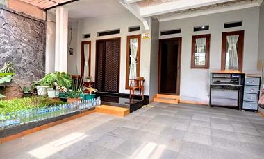 S729 Rumah Bagus Siap Huni Billymoon Pondok Kelapa Jakarta Timur
