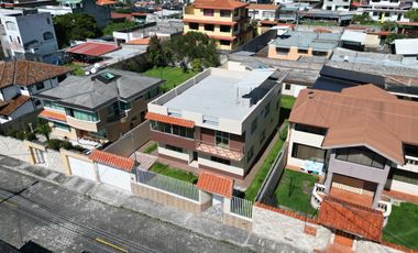 VENTA DE CASA VALLE DE LOS CHILLOS -SECTOR ESPE 450 mtrs de terreno 225 de construcción