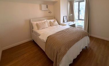 FOR LEASE: 3 BR Condo Unit at The Vantage in Kapitolyo by Rockwell Primaries