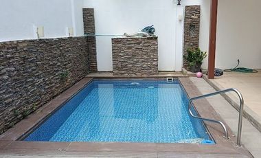 ALQUILER DE MODERNA CASA EN URB PRIVADA PORTON DEL RIO VICRIEL