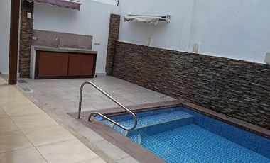 ALQUILER DE MODERNA CASA EN URB PRIVADA PORTON DEL RIO VICRIEL