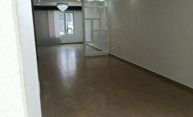 ALQUILER DE MODERNA CASA EN URB PRIVADA PORTON DEL RIO VICRIEL