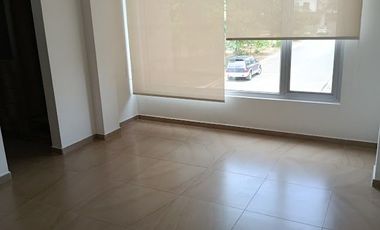 ALQUILER DE MODERNA CASA EN URB PRIVADA PORTON DEL RIO VICRIEL