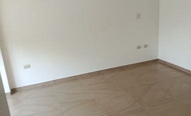 ALQUILER DE MODERNA CASA EN URB PRIVADA PORTON DEL RIO VICRIEL