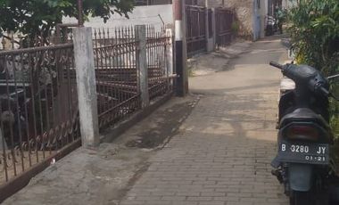 DIJUAL CEPAT RUMAH KONTRAKKAN PETAKAN 2 LANTAI JATICEMPAKA BEKASI