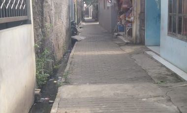 DIJUAL CEPAT RUMAH KONTRAKKAN PETAKAN 2 LANTAI JATICEMPAKA BEKASI