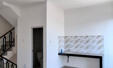 Ruko disewakan,bangunan 3 lantai, starategis di cisalak  cimanggis depok