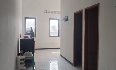 RUKO MINIMALIS 2 LANTAI LOKASI RAMAI COCOK UNTUK SEGALA USAHA SIAP PAKAI DI CIBALIGO