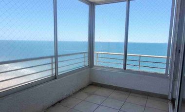 Se vende cómodo e iluminado dpto en la costanera,  Llacolén. 3d/2b/1e/1b