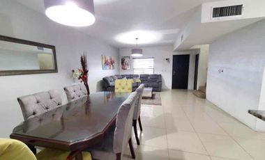 RENTA CASA SEMI AMUEBLADA