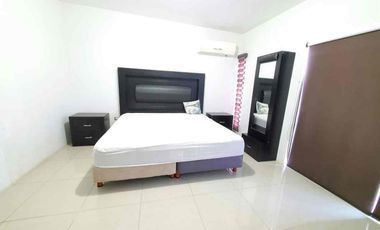 RENTA CASA SEMI AMUEBLADA