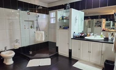 House and Lot For Sale in Ayala Alabang Village, Muntinlupa City