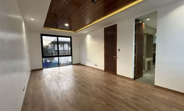 For Lease: 5 Bedrooms 5BR, House & Lot at McKinley West, Taguig