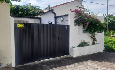 Rumah Semi Villa Fully Furnished di Canggu
