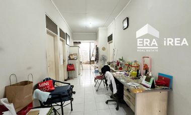 DIJUAL RUMAH DEKAT THE PARK MALL, PAKUWON MALL PUSAT BISNIS SOLO BARU