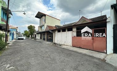 DIJUAL RUMAH DEKAT THE PARK MALL, PAKUWON MALL PUSAT BISNIS SOLO BARU