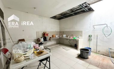 DIJUAL RUMAH DEKAT THE PARK MALL, PAKUWON MALL PUSAT BISNIS SOLO BARU