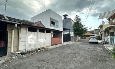 DIJUAL RUMAH DEKAT THE PARK MALL, PAKUWON MALL PUSAT BISNIS SOLO BARU