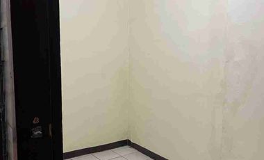 Disewakan Rumah Nyaman di Duren Sawit – 2 Kamar Tidur, Carport, Siap Huni!
Harga 42 JT/thn nego